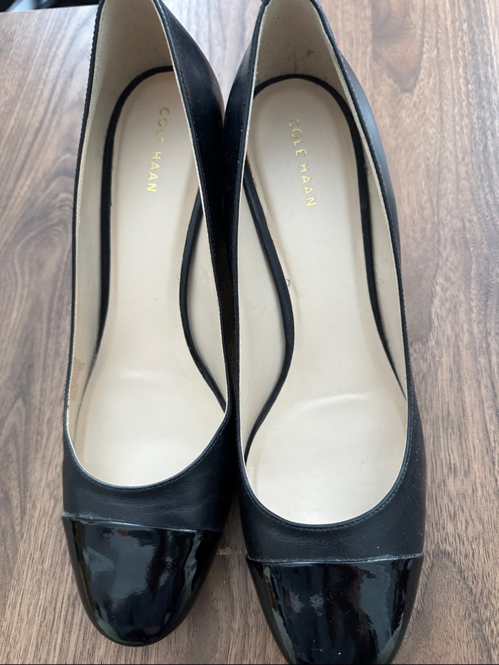 Cole Haan Black Leather Ballet Heels with Gloss Cap Toe - Picture 5 of 7